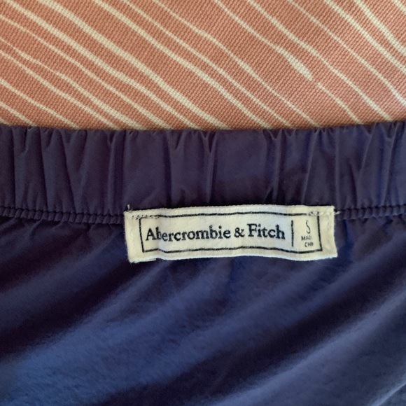 Abercrombie and Fitch Top - Picture 3 of 3